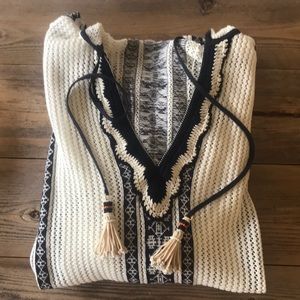 Tory Burch Black and Cream Sweater